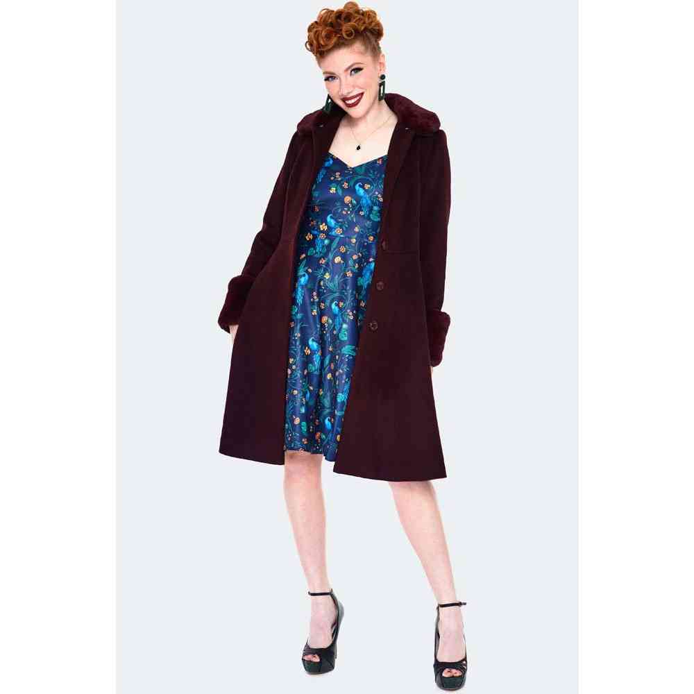 Voodoo Vixen - Fur Trim Flare in Purple Wintermantel - Lila